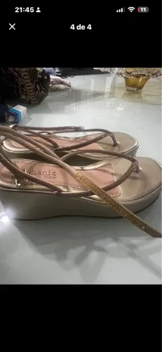 Vende-se sapato novo  TAM 37