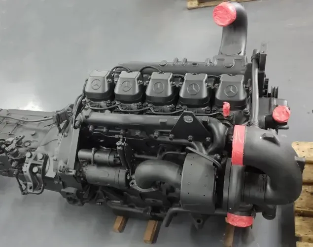 Motor Mercedes-Benz O400