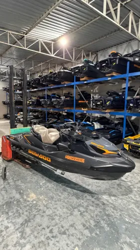 Jet Ski Seadoo GTX 170 à venda - 2023