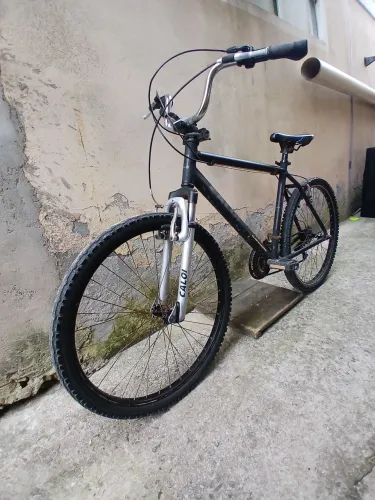 Bicicleta aro26 de alumínio