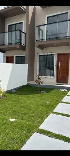 EXCEPCIONAL SOBRADO no Lot.Nova São José III- SC 281 