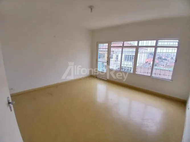 Casa de 02 dormitórios