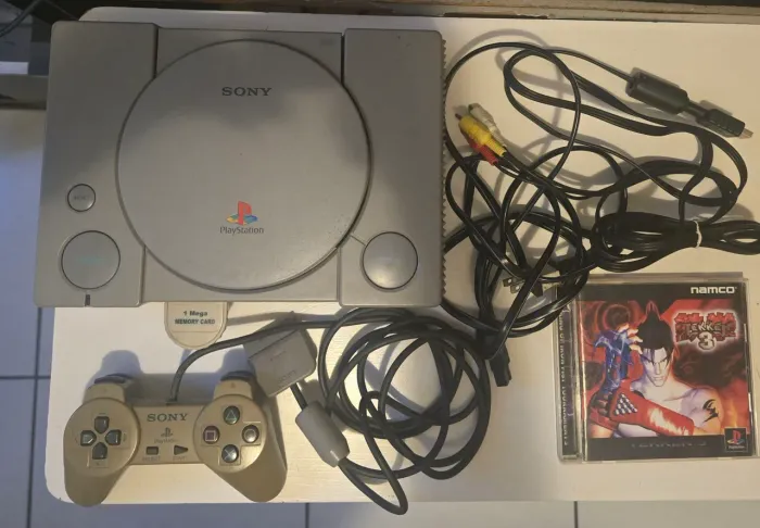 Playstation 1 com controle, memory card mais Tekken 3 Orginal JP