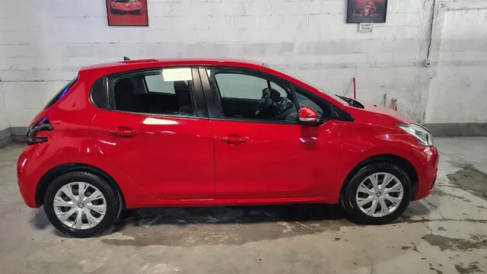 Peugeot 208 Active 1.2 Flex 12V 5P Mec. 2017