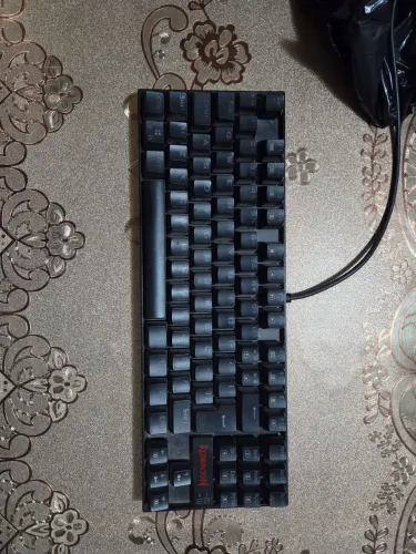 Teclado mecânico RGB kumara *Não aceito trocas*