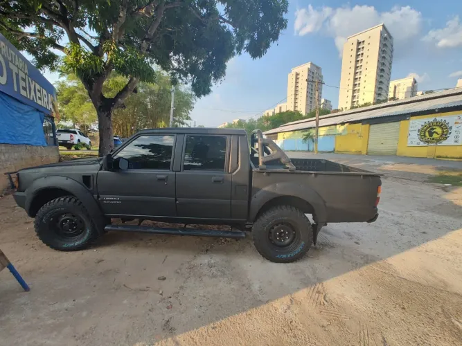 Mitsubishi L200 GLS 2.5 4X4 CD Diesel 2005