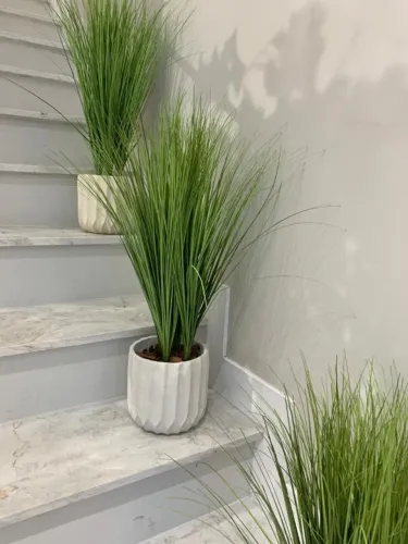 Vaso de planta artificial - capim