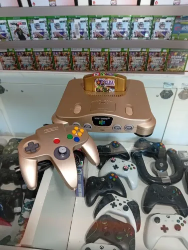 NINTENDO 64 DOURADO