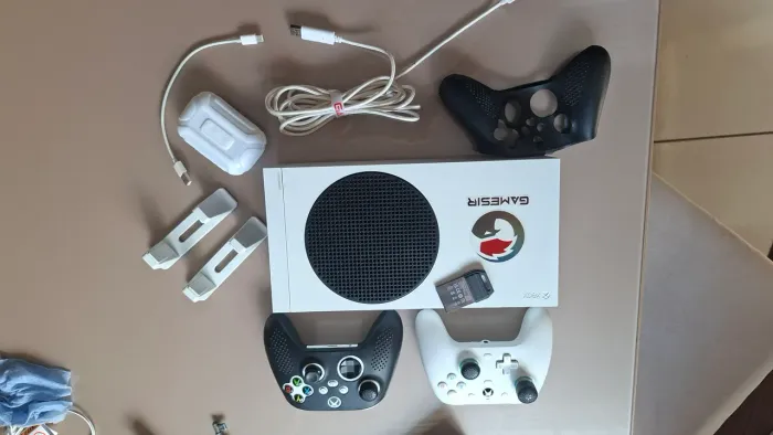 Vende-se Xbox Series S novinho