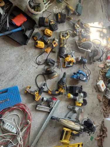Vendo ferramentas para carpintaria