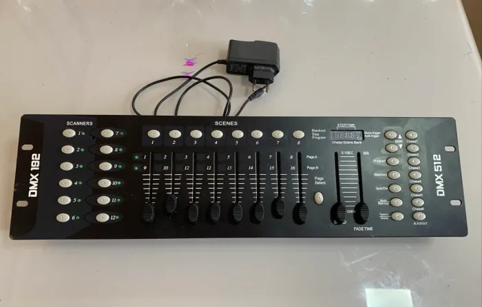 Mesa P/ Iluminação Profissional DMX 