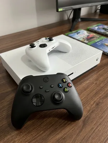 Xbox one S 1Tb