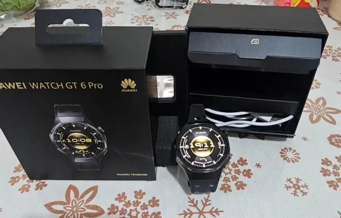 Huawei Watch GT 6 pro na garantia 1 mês de uso.