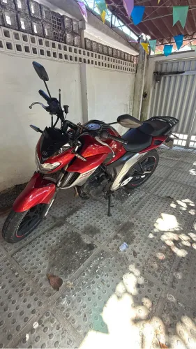 Yamaha Fazer 250cc 2020 - 60.000km - Sem Detalhes