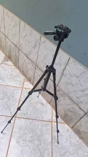 Tripé para câmera