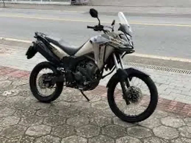 Sahara 300adventure