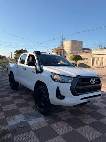 Toyota Hilux CS 4X4 2.8 TDI Diesel Mec. 2022