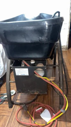 Vendo ou troco com móveis para casa