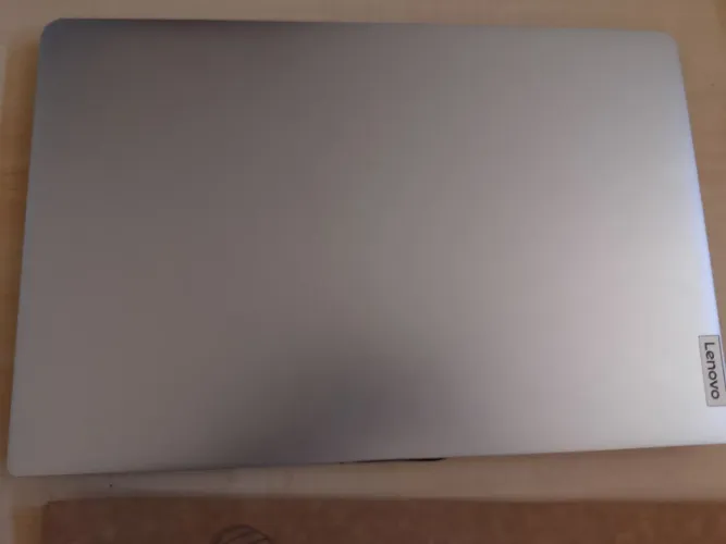 Notebook Lenovo i3 Semi Novo 2 meses de uso