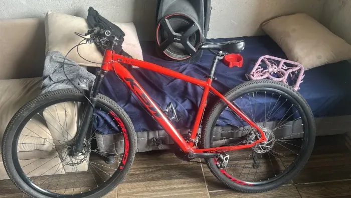 Vendo bicicleta aro 29 freio hidráulico