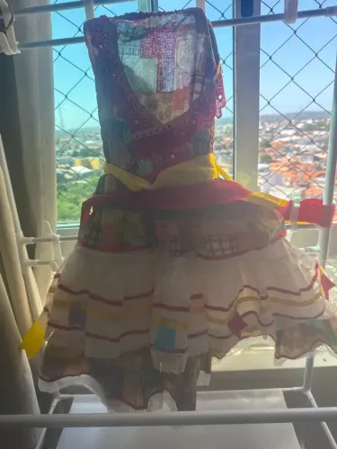 Vestido tomara que caia São João, idade de 8 a 12 anos.