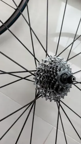 Par de rodas 700c Road Shimano / Bontrager Trek