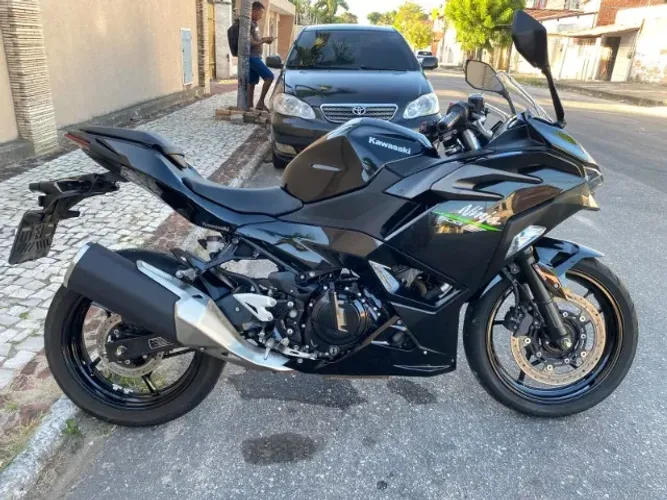 Kawasaki Ninja 500 - 2025 Extra