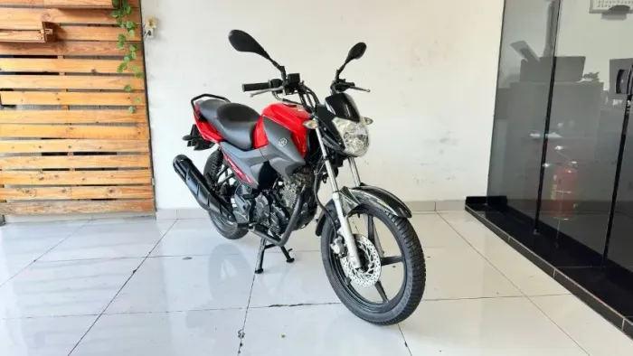 YAMAHA YBR FACTOR 150 2023 VERMELHA COM 81.000 KM