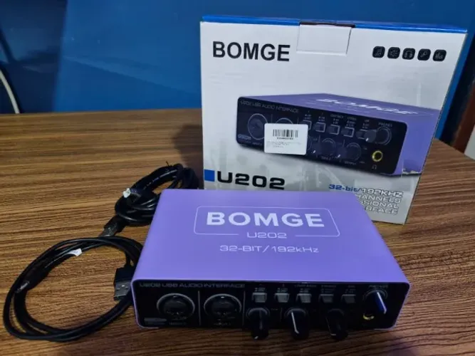 Interface de Áudio Bomge U202 32-bit/192kHz Semi Nova | Pouquíssimo Uso