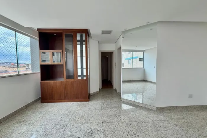 Apartamento à Venda - Salgado Filho, 3 Quartos, 75 m2