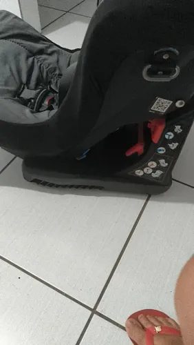 Vende se cadeirinha pra carro