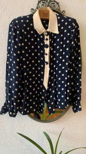 Camisa vintage 100% seda com CGC na etiqueta