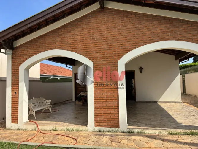 Casa para venda com 196 m² e 3 quartos em Jardim América, Bauru - SP