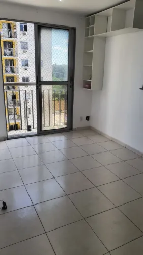 Alugo Apto Ville Laguna ao lado do Parque Shopping. IPTU e Condomínio Incluso.