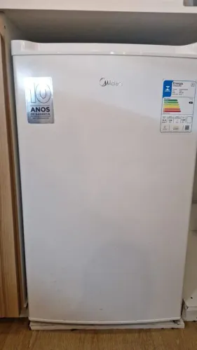 Frigobar mídia vertical 124 l