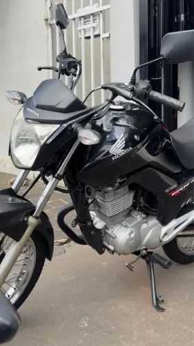 Vendo fan 150 modelo 2014