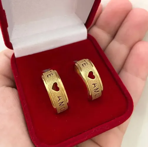 Alianças na compra do trio ganhe uma linda pulseira de brinde 