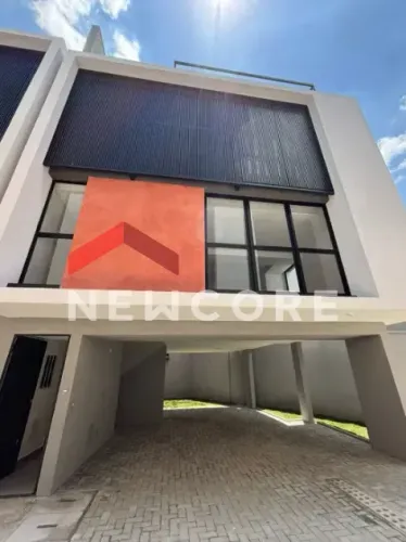 Casa de condomínio em Rua Ourânia - Vila Madalena - São Paulo/SP