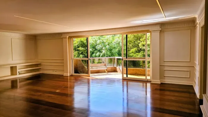 Apartamento duplex para venda ou locação, Real Parque, 540m2, 4 quartos (suítes), varanda