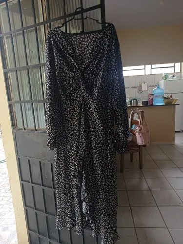 Vestido longo florido