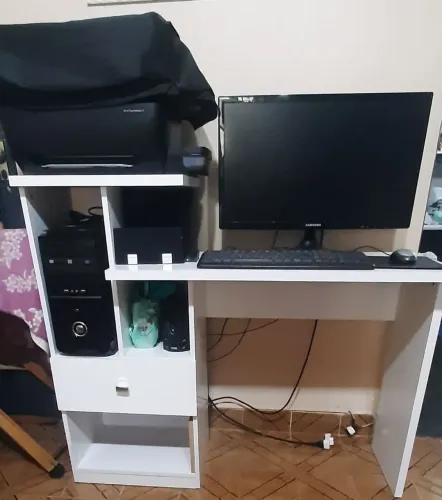 Mesa computador / escrivaninha