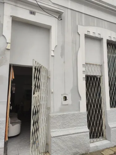 CASA NO CENTRO PRÓXIMO AO FÓRUM CRIMINAL!
