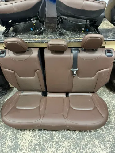 Jogo de Bancos Jeep Renegade Marrom