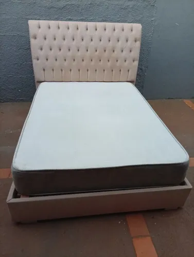 Cama box casal