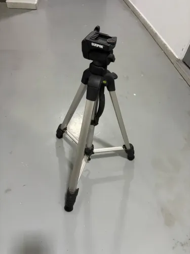Tripé Sunpak sem peça que segura a camera mas em perfeito estado