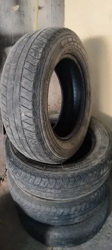 Pneus Pirelli Chrono 175/70R. 14