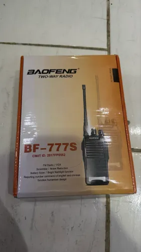 Kit Rádio Comunicador Baofeng BF-777S - Novo (Na Caixa)