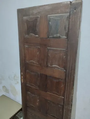 Porta de madeira 90 cm