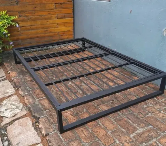 Cama base de metalon 