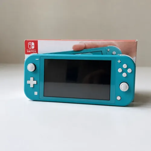 Nintendo Switch Lite - Usado